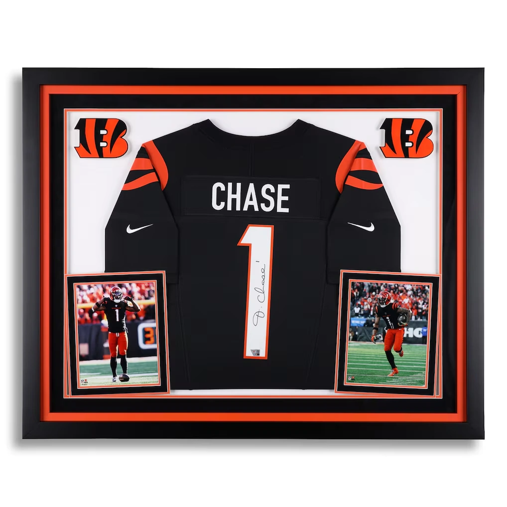 Ja'Marr Chase Cincinnati Bengals Autographed Fanatics Authentic Deluxe Framed Black Nike Limited Jersey