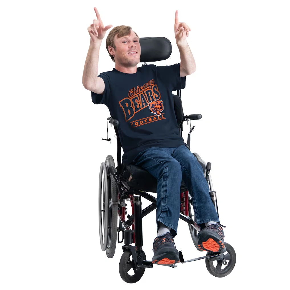 Men's Chicago Bears G-III Sports by Carl Banks Navy Adaptive Headliner Graphic T-Shirt