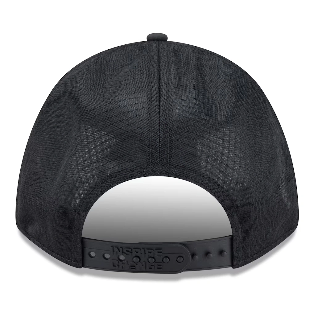 Men's New York Giants New Era Black 2025 Inspire Change 9FORTY M-Crown Adjustable Hat