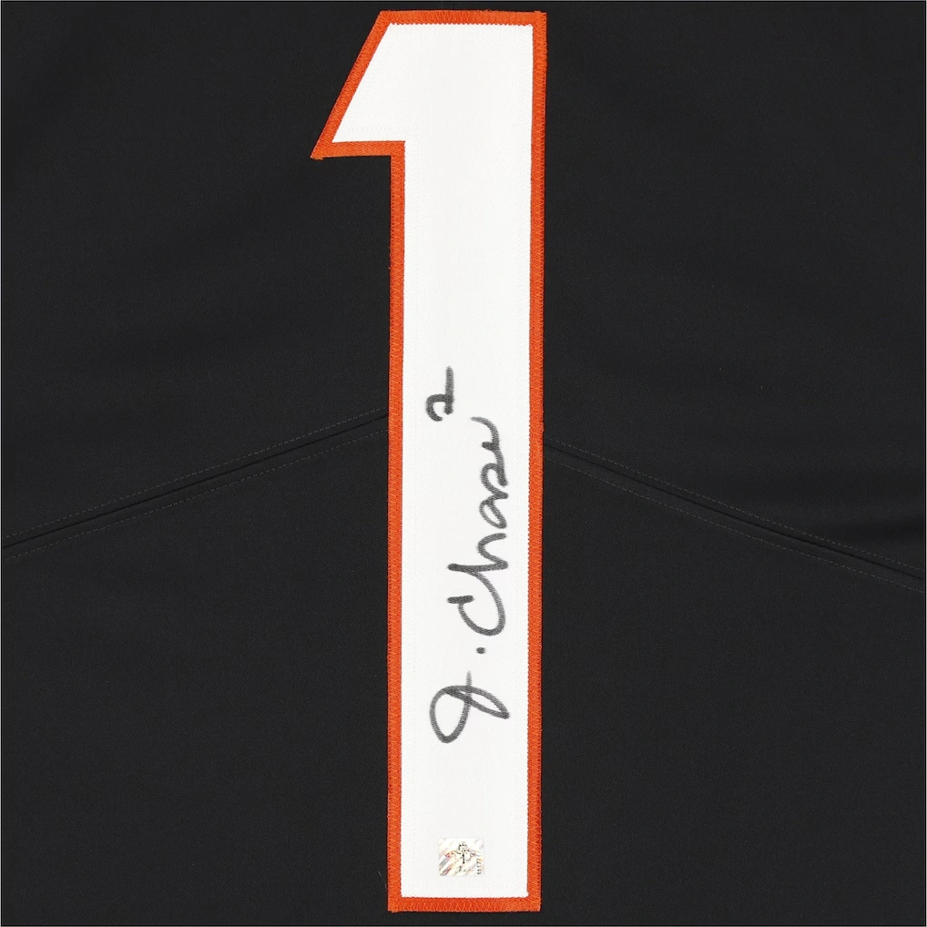 Autographed Cincinnati Bengals Ja'Marr Chase Fanatics Authentic Black Nike Limited Jersey