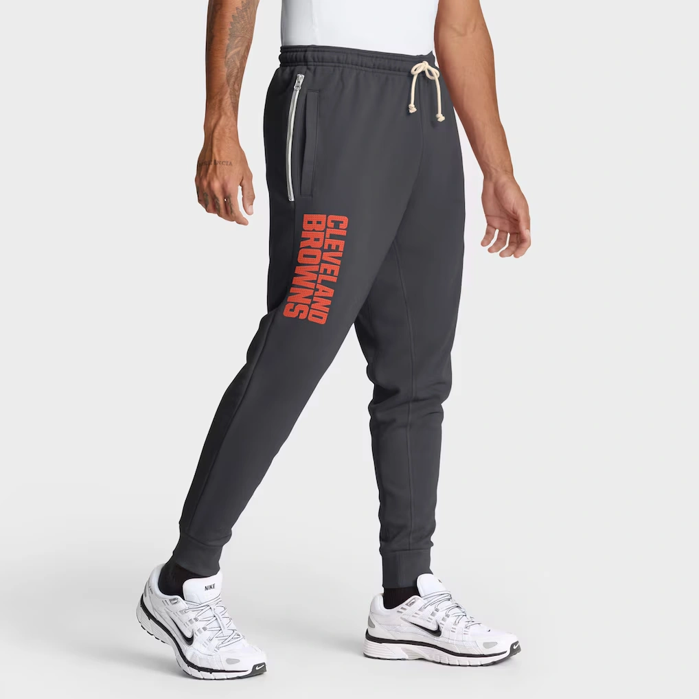 Men's Cleveland Browns Nike Anthracite Sideline Standard Issue Ground Game Dri-FIT Taper Pants