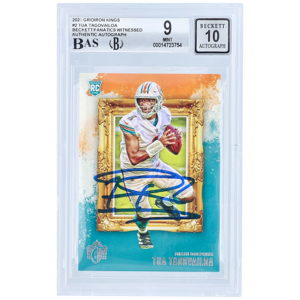 Autographed Miami Dolphins Tua Tagovailoa 2020 Panini Gridiron Kings #GK-2 Beckett Fanatics Witnessed Authenticated 9/10 Rookie Card