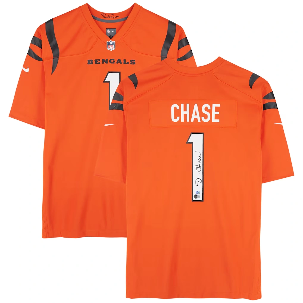 Ja'Marr Chase Cincinnati Bengals Autographed Fanatics Authentic Nike Orange Limited Jersey