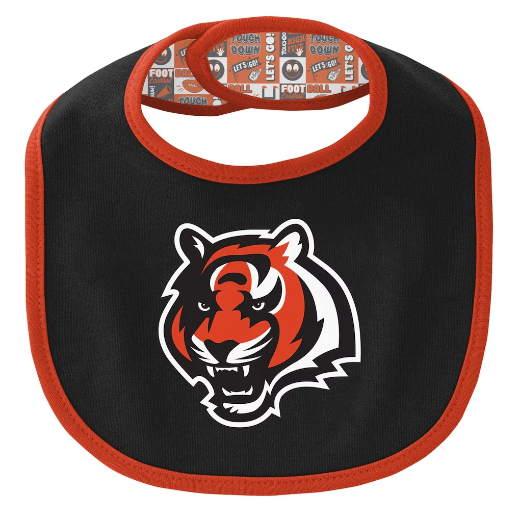 Newborn & Infant Cincinnati Bengals Dynamic Duo Bodysuit, Bib & Knit Hat Set